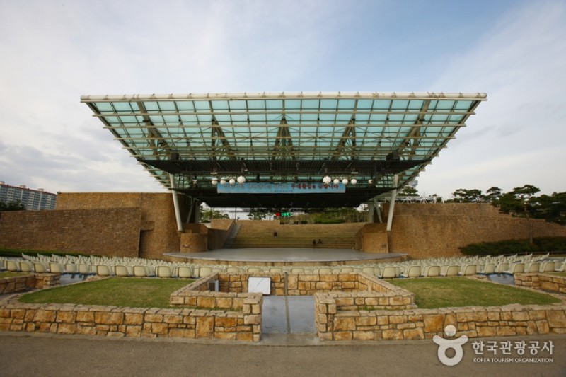 Daegu Kolon Open Air Music Hall  (3/11)