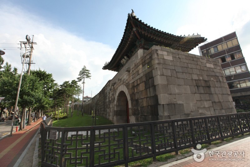 Gwanghuimun Gate  (6/6)