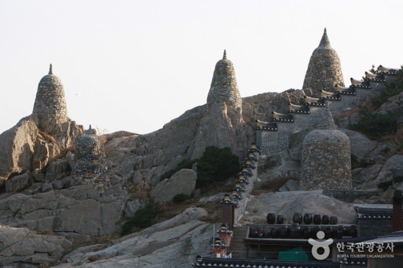 Haedong Yonggungsa Temple  (18/32)