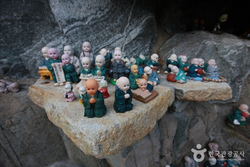 Haedong Yonggungsa Temple  (20/32)