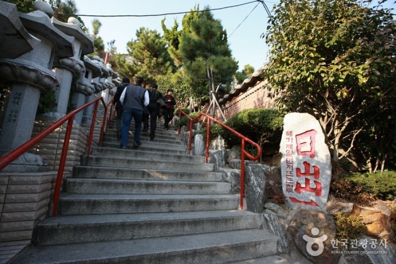 Haedong Yonggungsa Temple  (21/32)