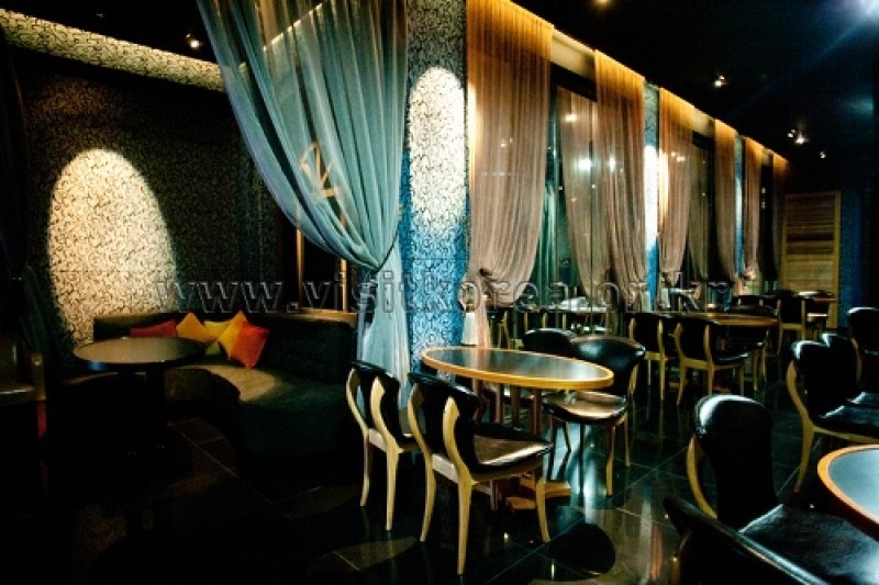 Cafe74  (8/16)