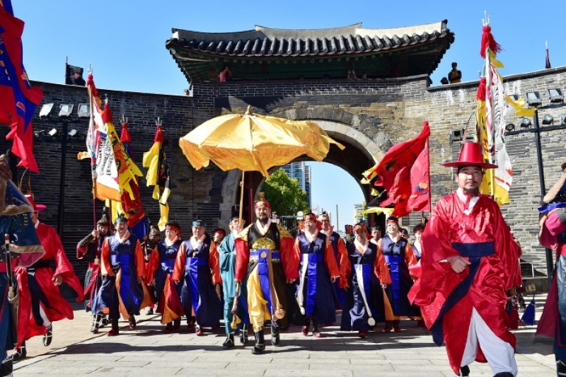 Suwon Hwaseong Cultural Festival  (7/8)