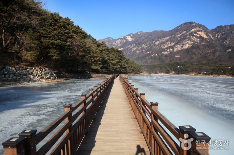 Pocheon Sanjeonghosu Lake  (12/12)