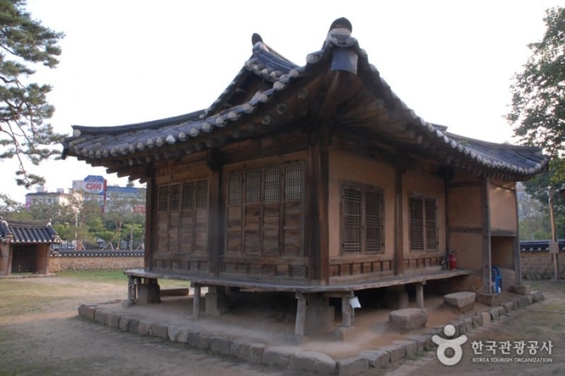 Daejeon Hoedeok Dongchundang Park  (5/21)