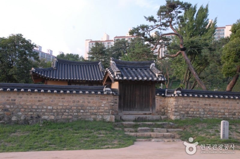 Daejeon Hoedeok Dongchundang Park  (8/21)