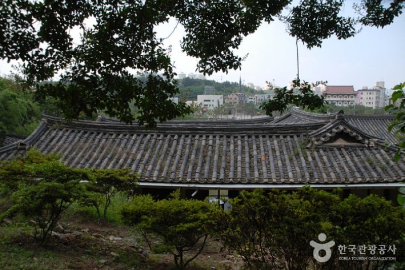 Daejeon Hoedeok Dongchundang Park  (17/21)