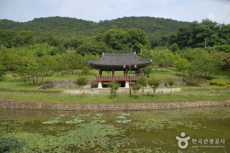 Uamsajeok Park  (4/42)