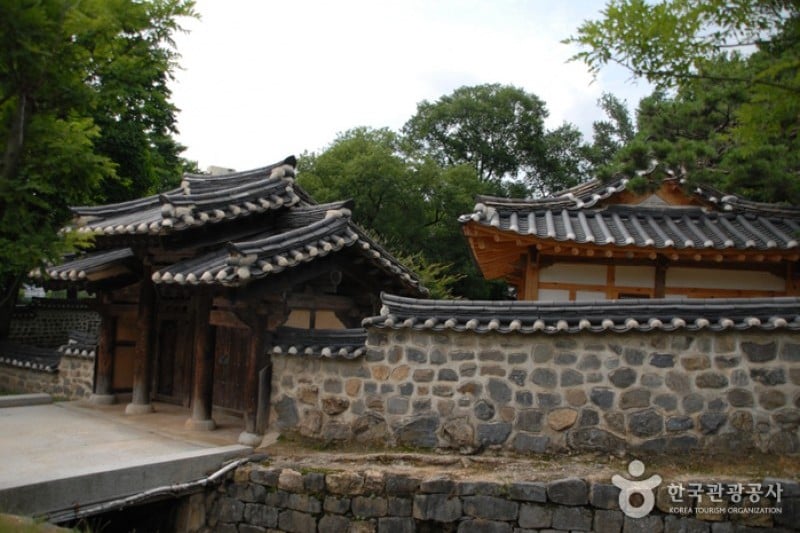 Uamsajeok Park  (10/42)