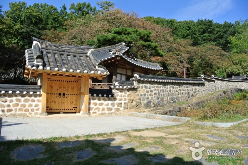 Uamsajeok Park  (27/42)