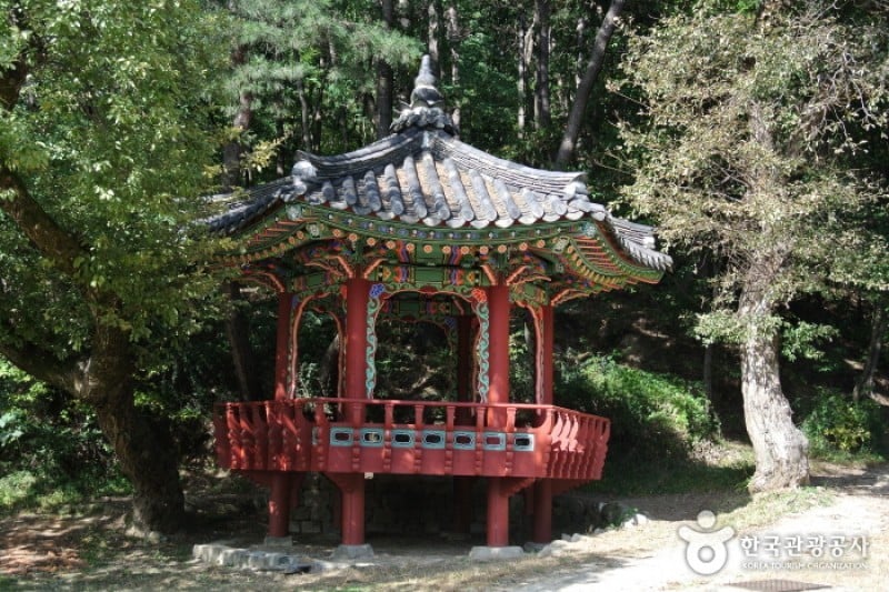 Uamsajeok Park  (30/42)