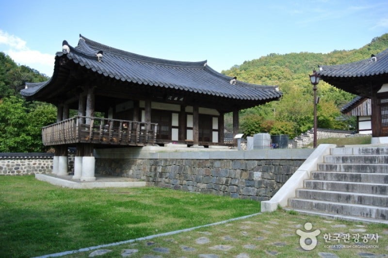 Uamsajeok Park  (35/42)