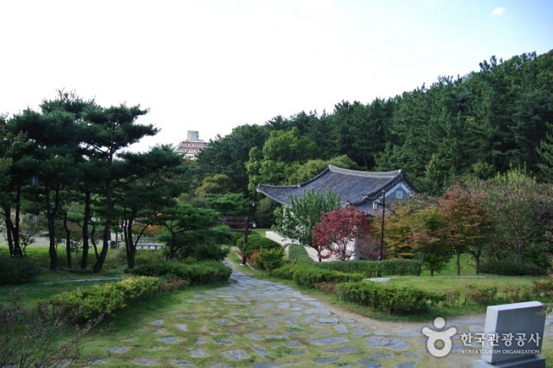 Uamsajeok Park  (37/42)