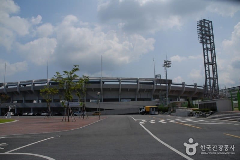 Hanbat Sports Complex  (3/3)