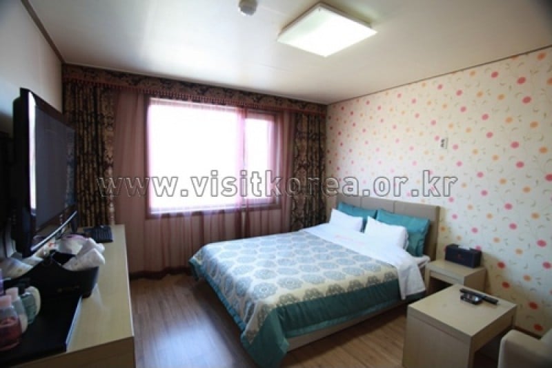 Iris Hotel - Goodstay  (16/22)