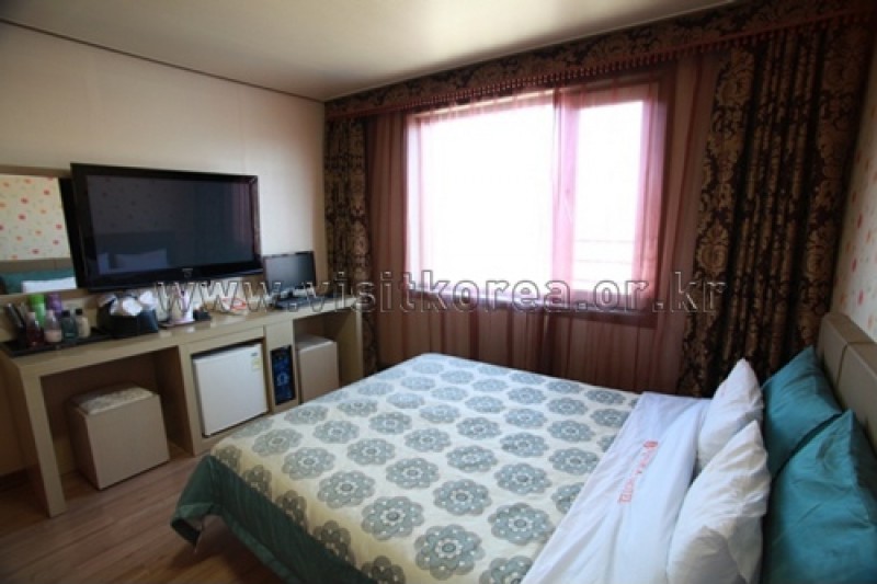 Iris Hotel - Goodstay  (17/22)