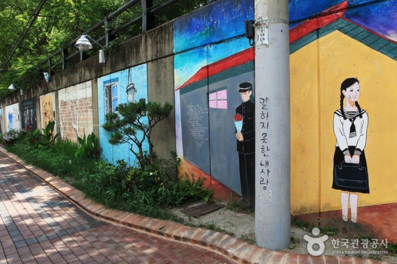Kim Gwangseok-gil Street  (19/28)