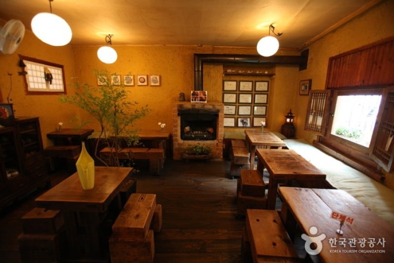 Yetchatjip (old teahouse)  (3/6)