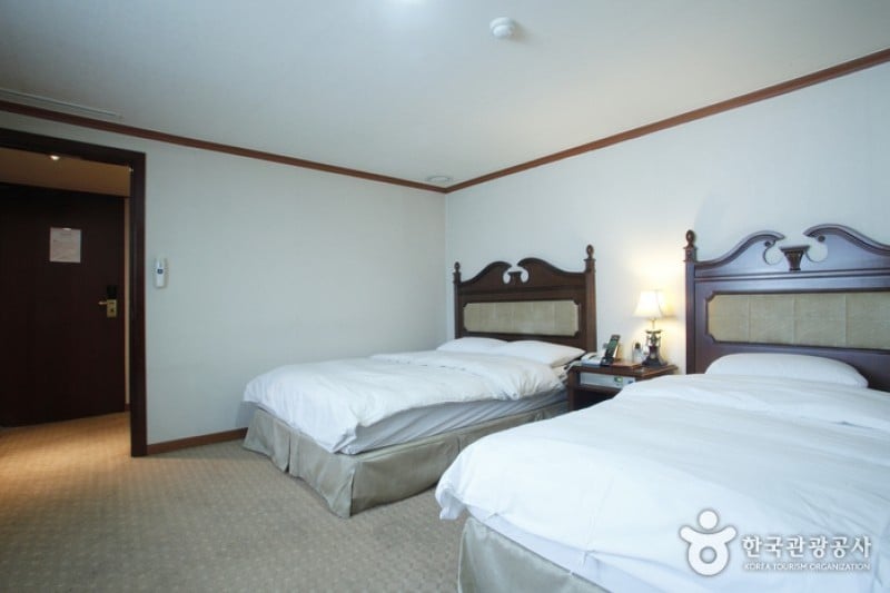 New Chonji Hotel  (9/14)
