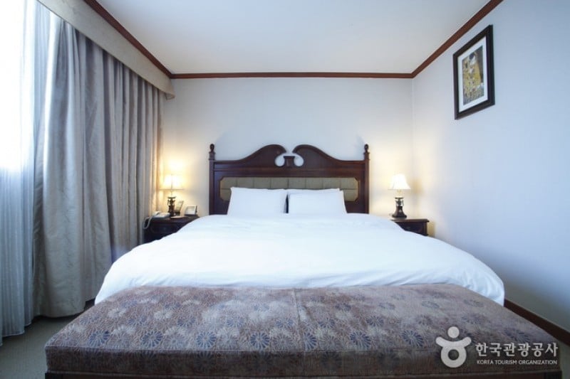 New Chonji Hotel  (12/14)