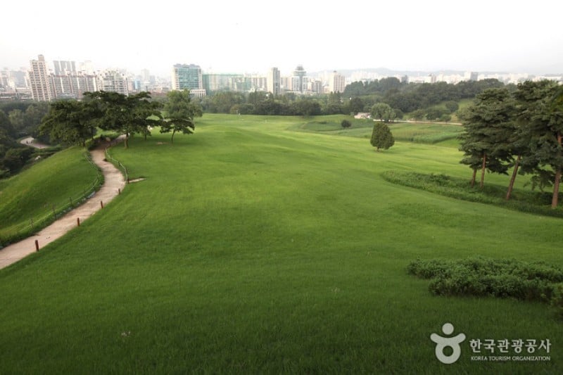 Mongchontoseong Fortress  (8/8)