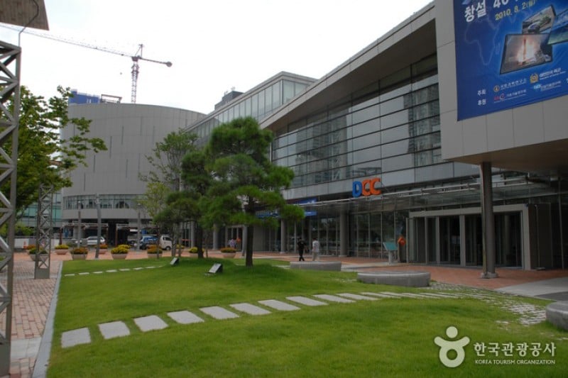 Daejeon Convention Center  (8/11)
