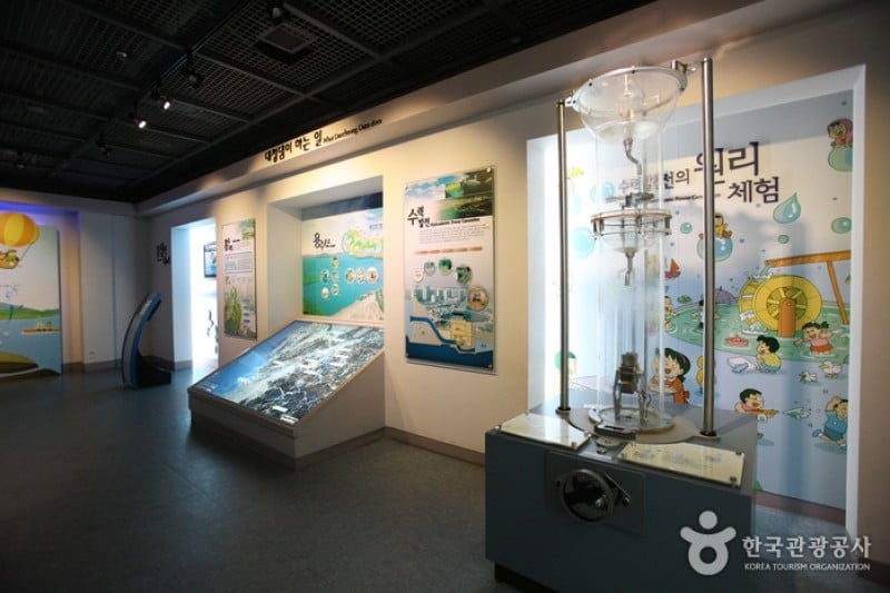 Daecheong Dam Water Culture Center  (5/19)