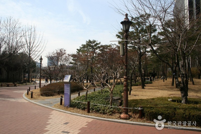 Gukchaebosang Memorial Park  (5/18)