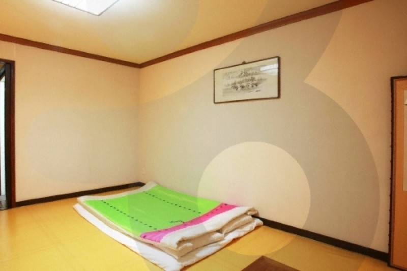 Hotel Green World  (10/15)