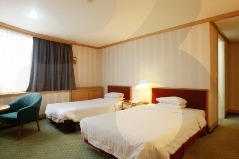 Hotel Green World  (12/15)