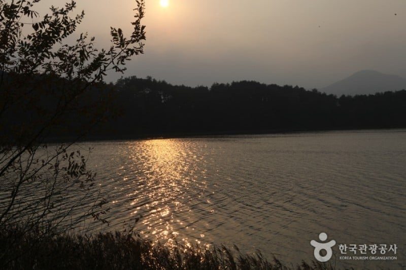 Hwajinpo Lake  (7/14)