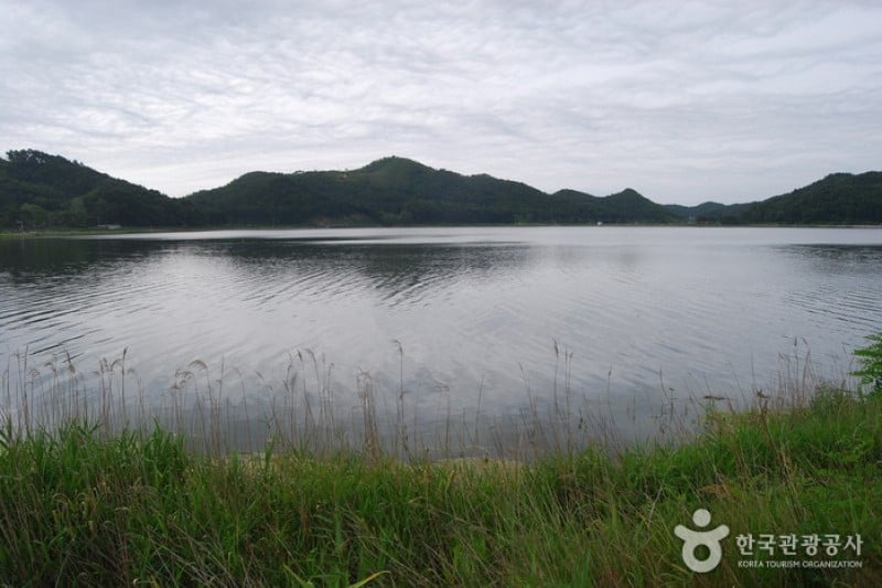 Hwajinpo Lake  (11/14)