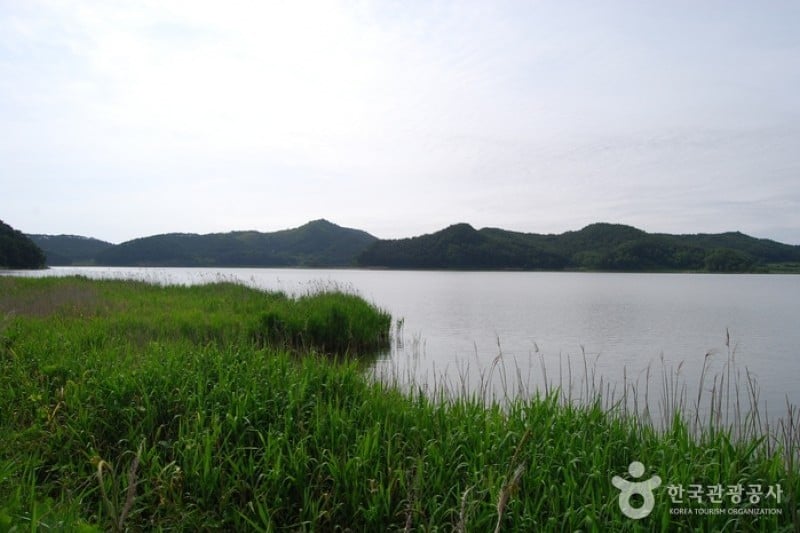 Hwajinpo Lake  (13/14)
