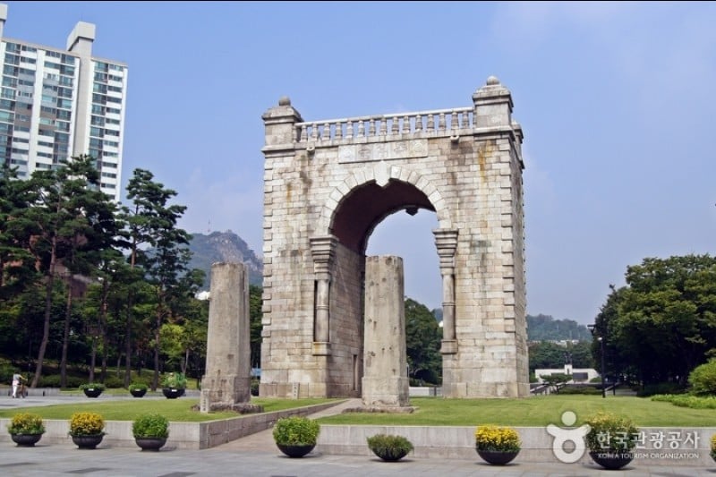 Dongnimmun Gate 