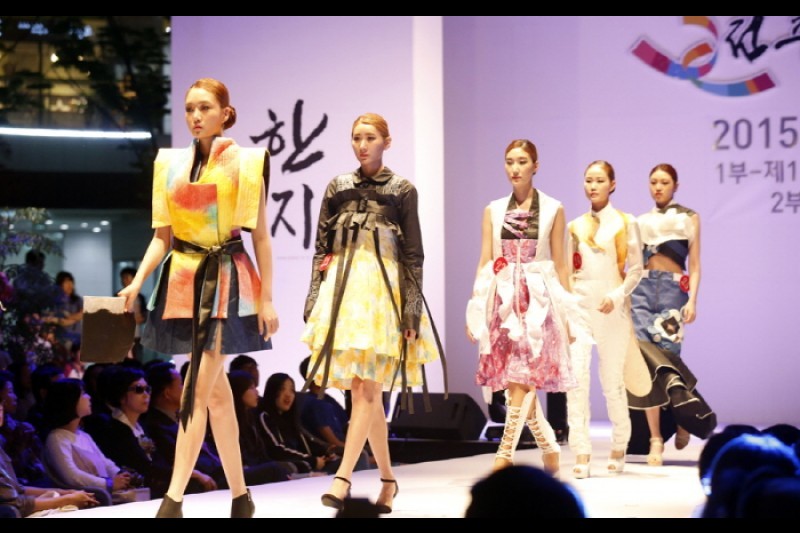 Jeonju Hanji Culture Festival  (3/9)