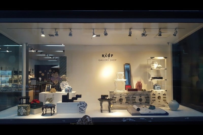 Korean Craft Promotion Foundation  (12/13)