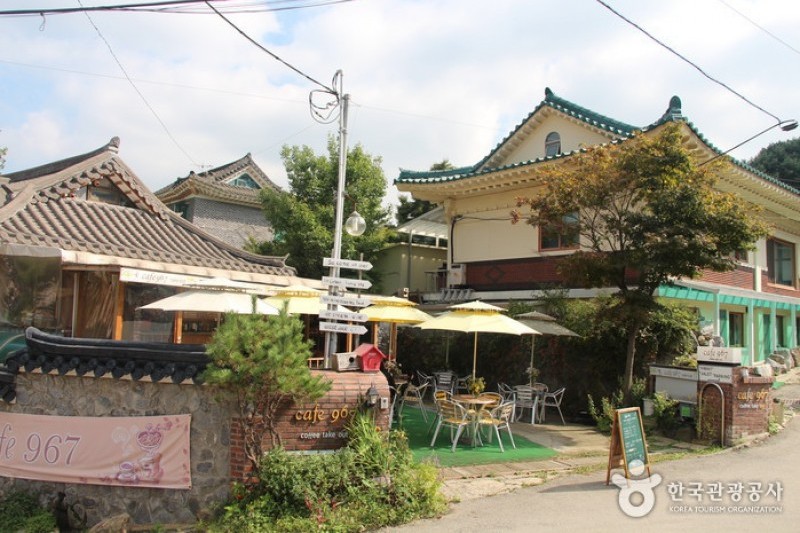 Traditional Food Town around Namhansanseong Fortress  (3/5)