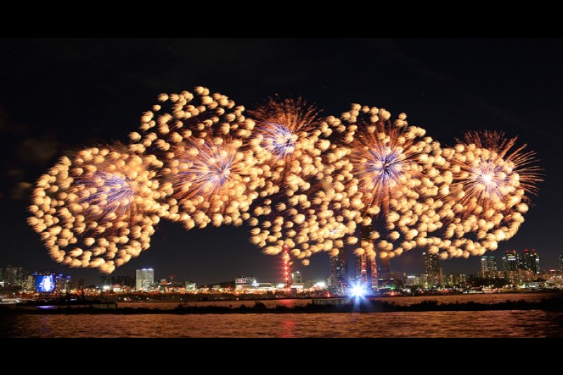 Seoul International Fireworks Festival (6/16)