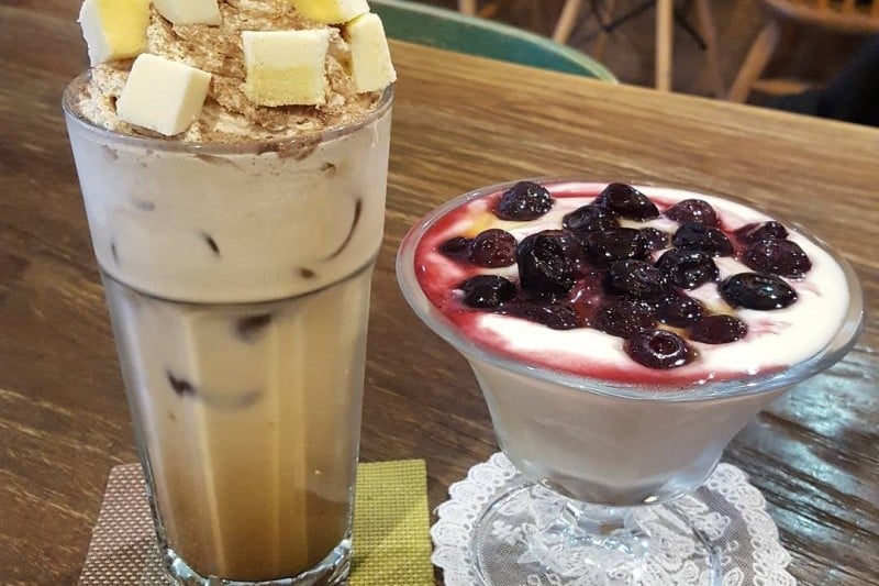 Café Moon  (21/29)