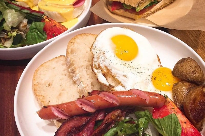 CJ Food World  (4/8)