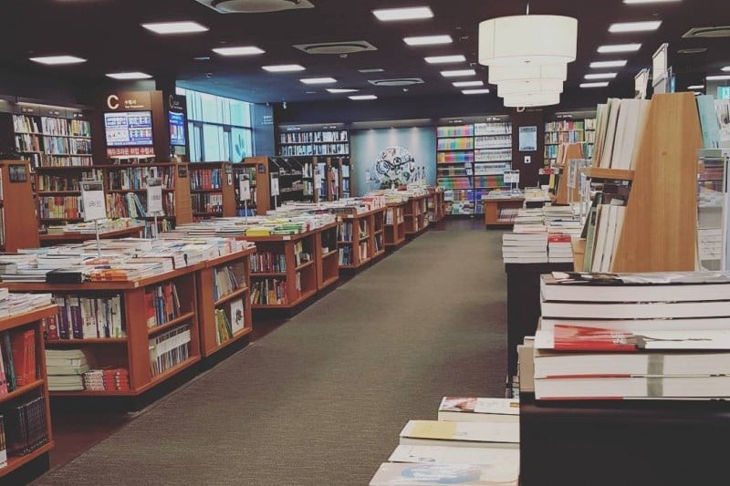 Youngpoong Bookstore  (YP Books) - Jongno Branch (main store)  (18/24)