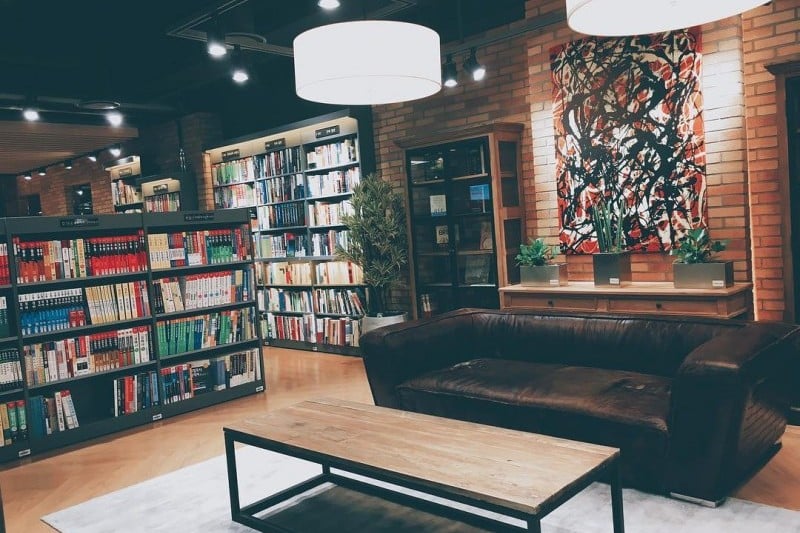 Youngpoong Bookstore (11/18)