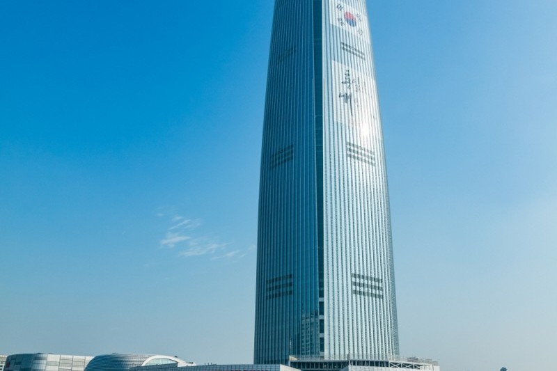 Lotte World Tower &amp; Mall  (3/8)