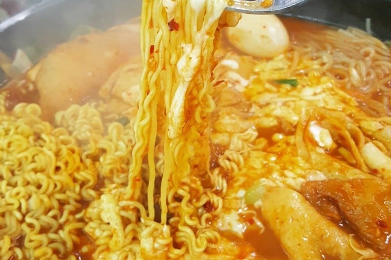 Mabongnim Halmeoni Tteokbokki  (8/11)