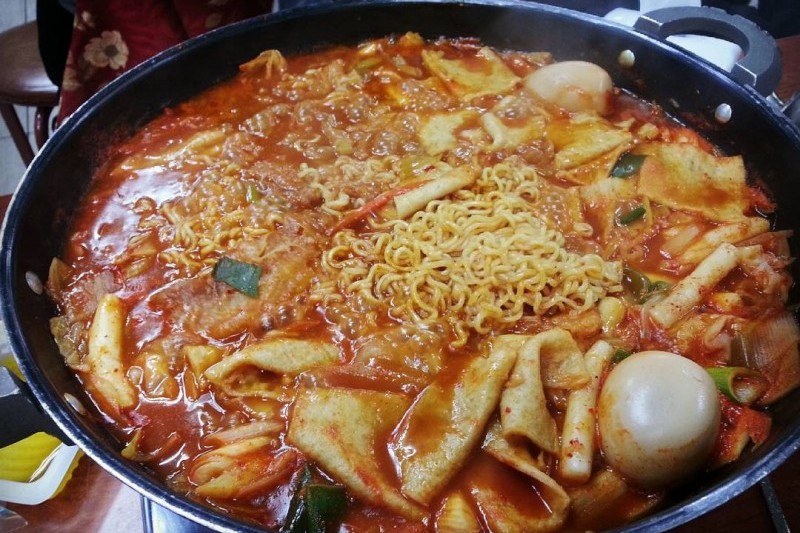 Mabongnim Halmeoni Tteokbokki  (9/11)