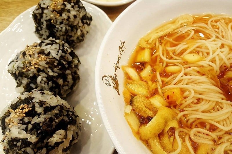 Myeongdong Halmeoni Guksu - Main Branch  (16/18)