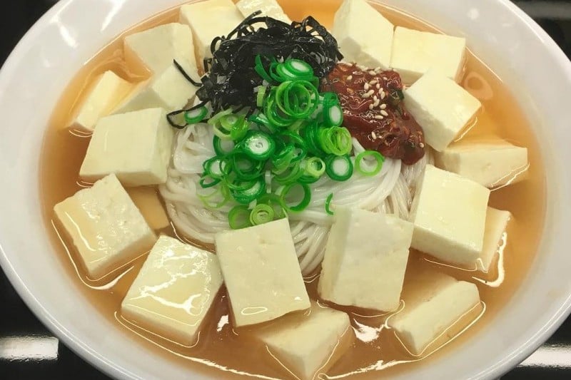 Myeongdong Halmeoni Guksu - Main Branch  (17/18)