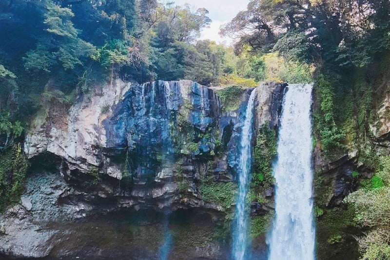 Cheonjiyeon Falls  (15/18)