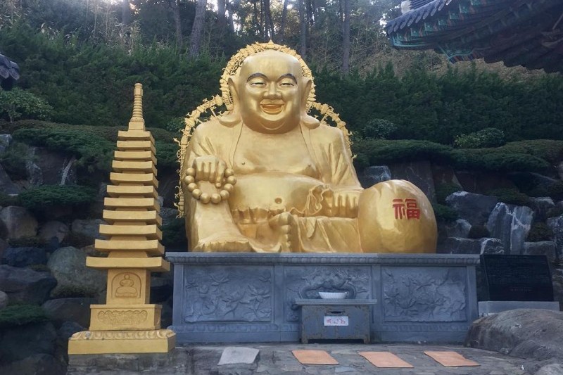 Haedong Yonggungsa Temple  (28/32)