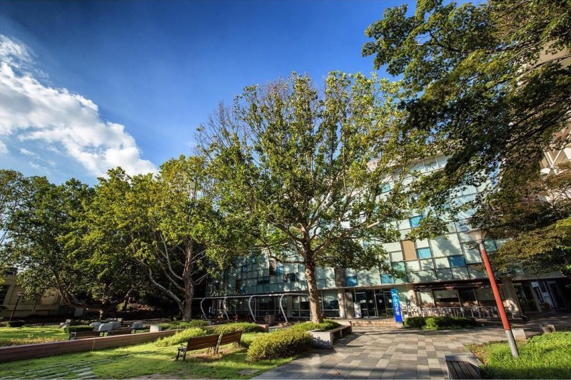 Seoul National University  (9/9)